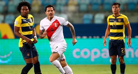 Gianluca Lapadula Fue Elegido El Jugador Del Partido En El Perú Vs