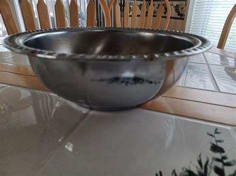 large Metal mixing bowl | EstateSales.org