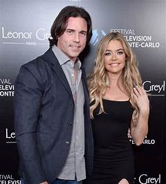 Who Is Denise Richards Married To