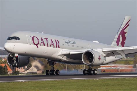 Qatar Airways flies the Airbus A350-900 on the Brussels route this ...