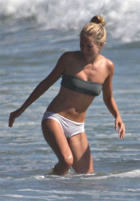 Top Model Bugil Sienna Miller Hot Naked