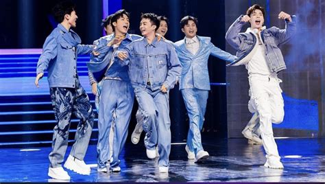 Anh Trai Say Hi H I T Lo T T N Tu I C C Hot V Sao L I C Th Sinh