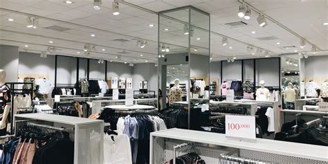 Mango возобновляет работу в России. Магазины откроются на месте ушедших ...