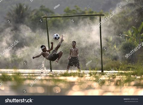 5211 African Child Soccer Images Stock Photos And Vectors Shutterstock