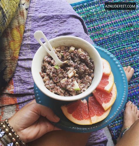 LAUREN DAIGLE Feet - AZNudeFeet