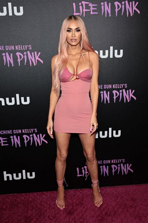 Megan Fox Looks Crazy Hot In Pink Mini Dress Photos The Fappening