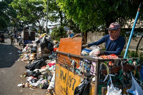 Masa Darurat Sampah Kota Bandung