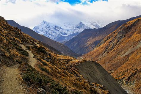 Гималаи / Непал Подходы к перевалу Торунг Ла