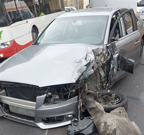 Foto Accident Rutier Pe Strada Egalit Ii Din Pite Ti Info Trafic