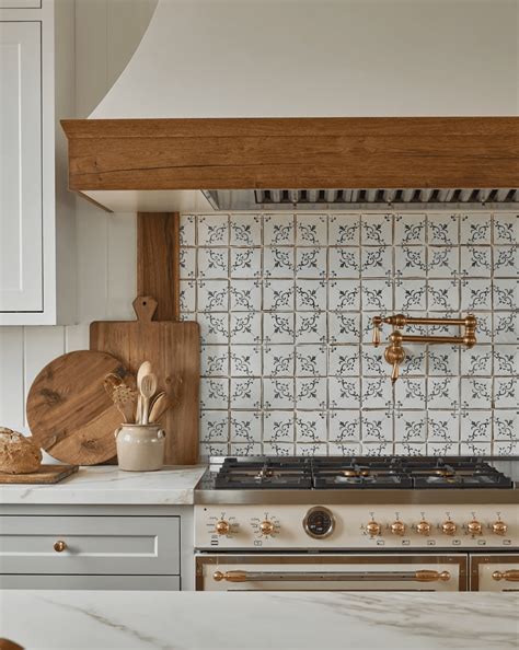 21 Modern Farmhouse Kitchen Ideas You Can Try At Home