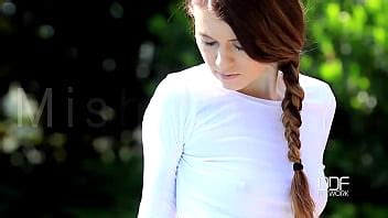 À peine légal et agité XVIDEOS