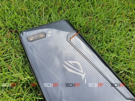 Asus ROG Phone II Review: Tough to go Wrong with this One! - TechPP