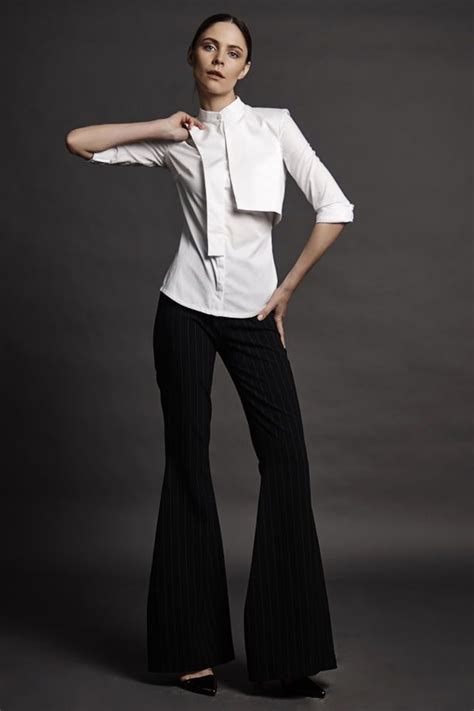 Приталенная рубашка с асимметричной кокеткой | White shirt, Fashion ...