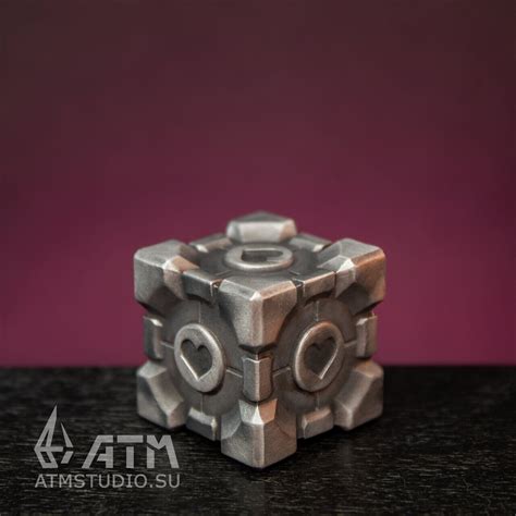 Weighted Companion Cube Aperture Science Collectible Figure Portal Atm