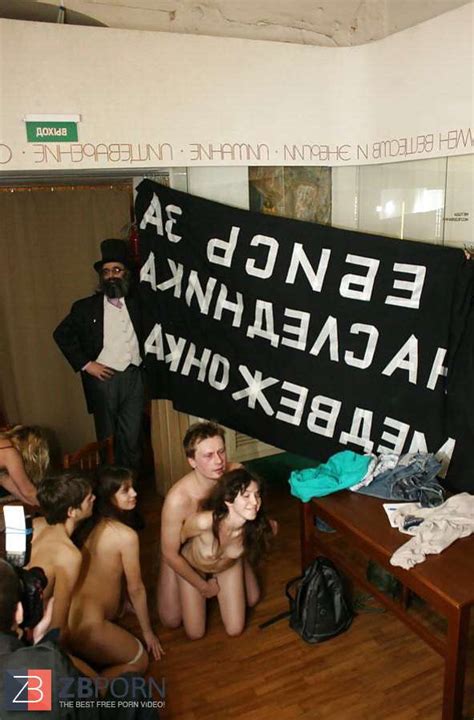 Russian Hooker Gang Fuckbox Riot In Fuck Fest Gauze Fucky Fucky Zb Porn