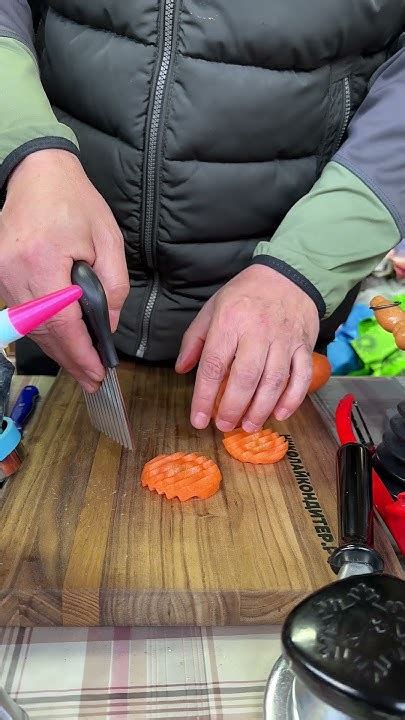 Кухонный инструмент: Карбовочный нож - YouTube