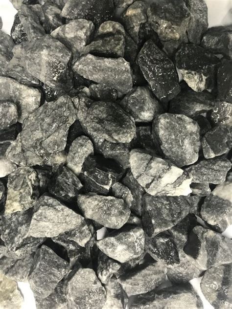 Dornie Limestone Grey Chip 20mm Mcnairs Building Supplies