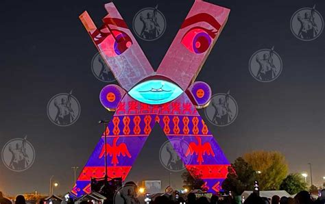 Galería Sigue celebración en Plaza de la Mexicanidad