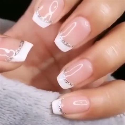 ideas de Uñas nude decorados para uñas cortas manicura de uñas