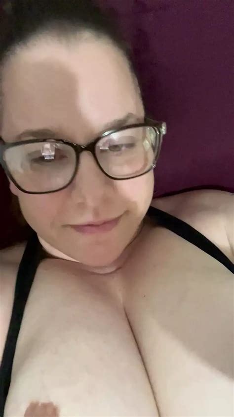 Wet N Ready Moaning Amateur Porn Feat Cheeirie By FapHouse XHamster