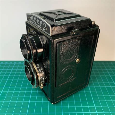 Vintage Tlr Camera Lubitel Photography Cameras On Carousell