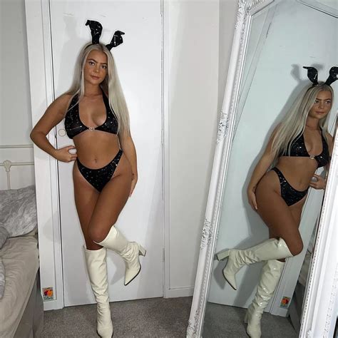 Legs In Boots Nudes Legs Nude Pics Org