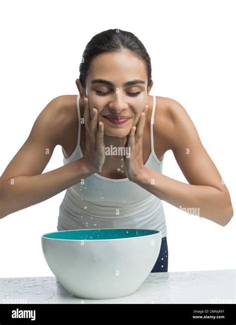 Black Woman Washing Face With Water Hi Res Stock Photography And Images