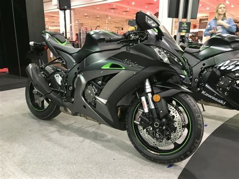 Kawasaki Zx R Se Makes U S Debut Cycle News