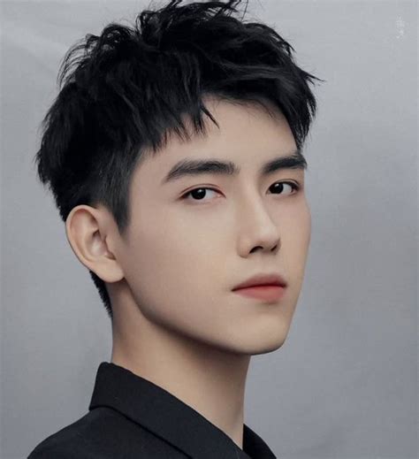 Profile hot girl lộ ảnh giường chiếu với Trần Phi Vũ Fan cứng đã có chồng sinh viên trường