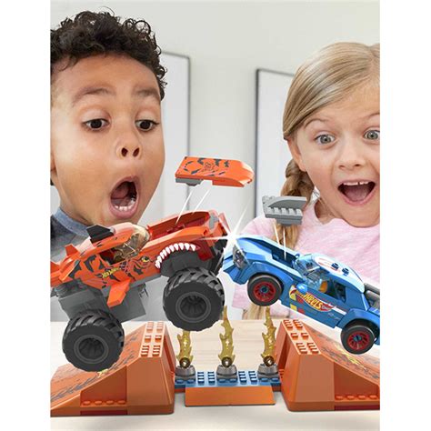 Staza za autiće Smash n Crash Hot Wheels Volim svoj dom