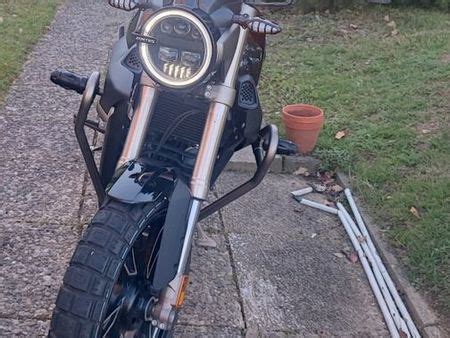 ZONTES Andere Zontes Naked Bike Scrambler Er Gebrauchtmotorrad