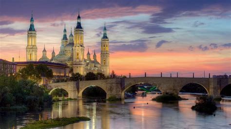 Qué Ver En Zaragoza Lugares Rutas Planes Y Dónde Comer En Zaragoza