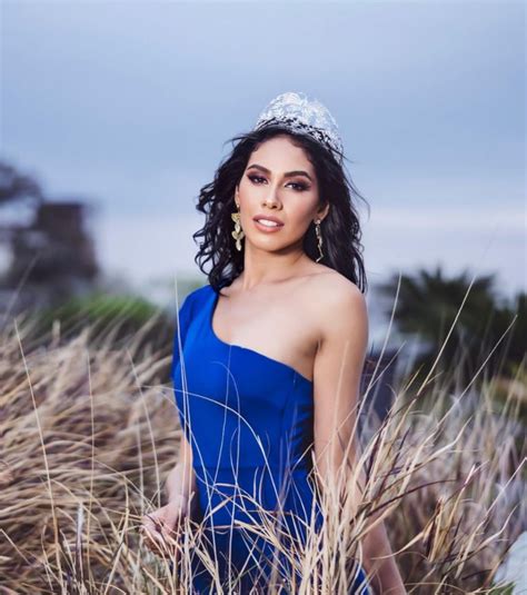 7 Potret Yanina Gómez Miss World Paraguay 2023 Memukau