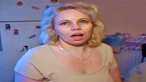 Very Horny Housewife Julie