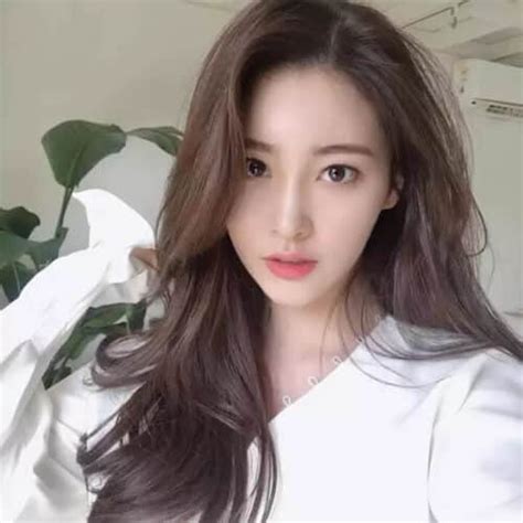 10 kiểu tóc hot trend năm 2022 tóc xoăn sóng được ưa thích tóc mullet layer đầy cá tính