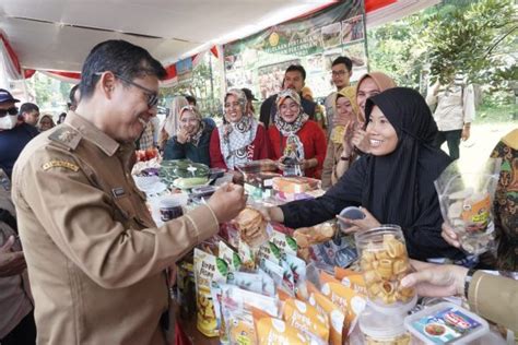 Antisipasi Lonjakan Harga Sembako Dinas Pertanian Subang Gelar Bazar