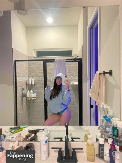 Catlyn Crespo Nude Sexy Collection Photos TheFappening