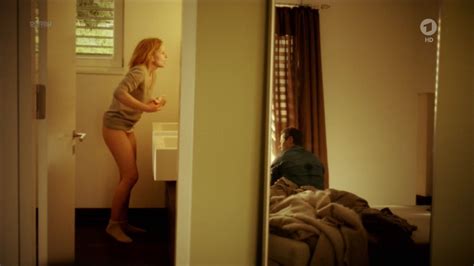 Naked Carina N Wiese In Tatort