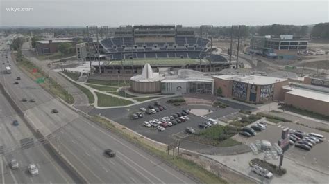 Pro Football Hall Of Fame Village In Canton Preparing For Enshrinement