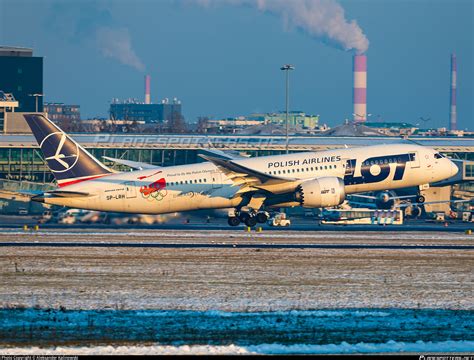 SP LRH LOT Polish Airlines Boeing 787 8 Dreamliner Photo By