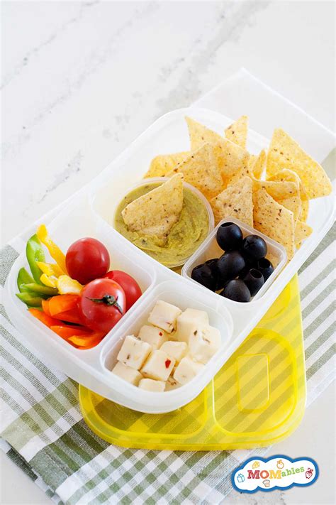 5-Minute Chips & Guacamole Bento: 5-Minute School Lunch Idea | MOMables