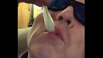 Comiendo Mi Propio Semen XVIDEOS