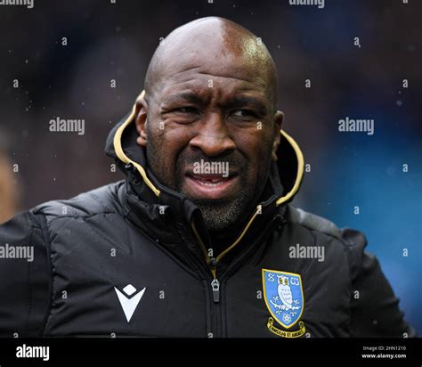 Sheffield wednesday manager darren moore hi-res stock photography and ...