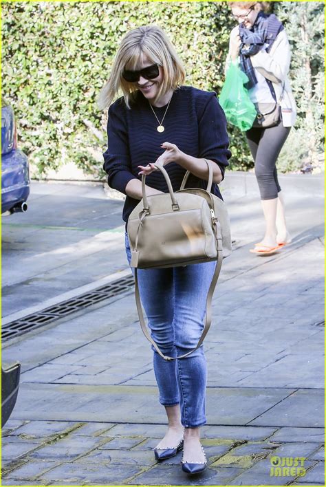 Reese Witherspoon Leopard Print Babe Before Golden Globes Photo 3027707 Reese Witherspoon