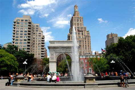 Nyc Washington Square Park Editorial Photography Image Of Avenue