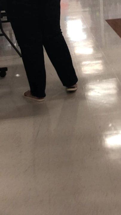 Weiße MILF mit einem sexy dicken Arsch xHamster