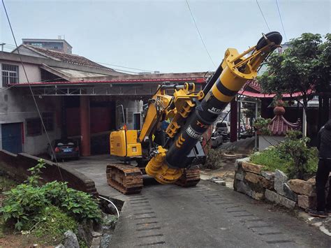 Pile Foundation Equipment , Hydraulic Rotary Piling Rig Max. Drilling ...