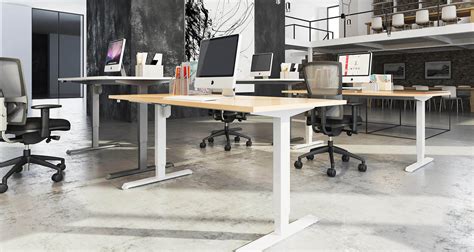 Tips for using an Adjustable Standing Desk - Back Centre