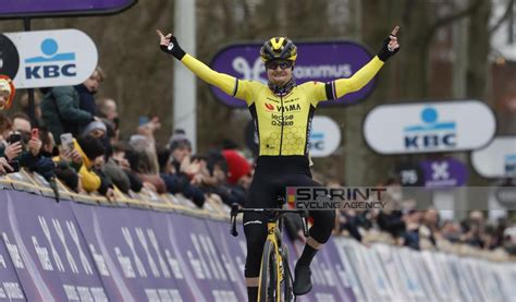 Jan Tratnik Vince La Omloop Het Nieuwsblad Politt Van Aert