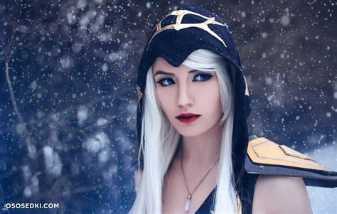 Lunaritie Ashe League Of Legends Naked Cosplay Asian Photos